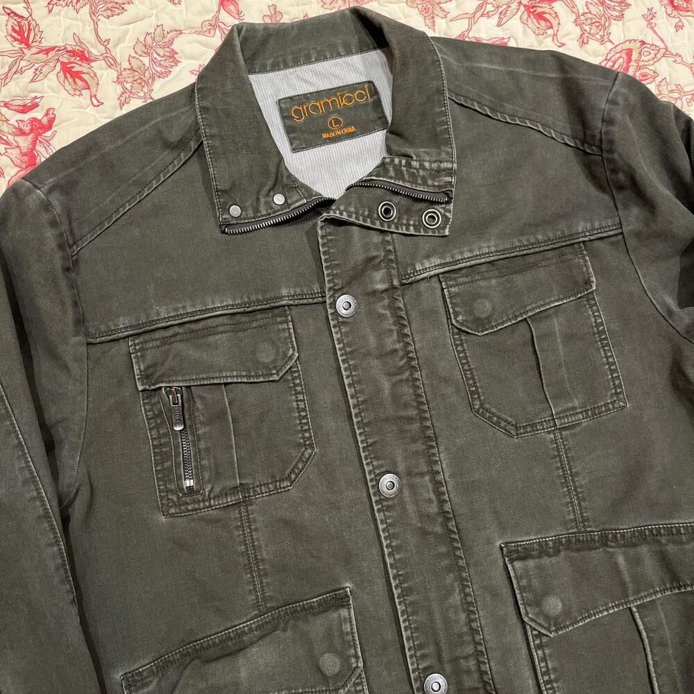 Patagonia Men's Green and Khaki Jacket - Picture 4 of 5